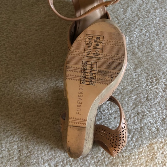 Nude cut out wedges - Picture 7 of 8